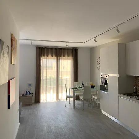 Appartement Triq San 63 *