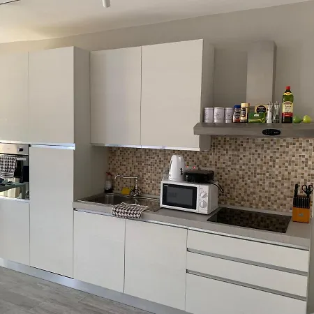 Appartement Triq San 63 *