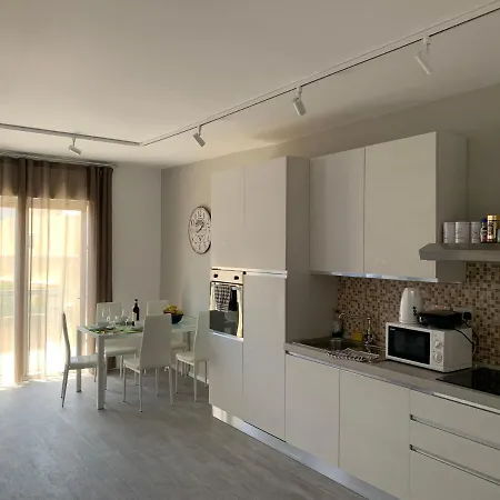 Appartement Triq San 63 *