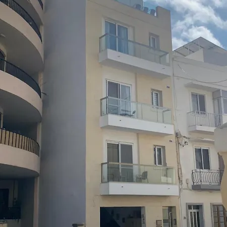 Appartement Triq San 63