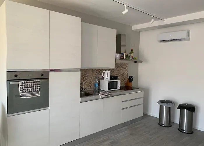 Varis Appartement San Ġiljan